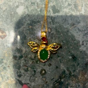 Gold necklace crystal bee diamond pendant